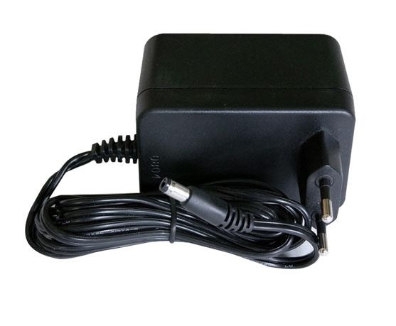 Zobrazit detail zboží: Adaptér ventilátoru P17 - E12-1212-251 (Ventilátory a filtry)